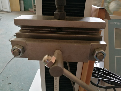 塑料包裝材料萬能拉力試驗機的依據(jù)標準是什么?